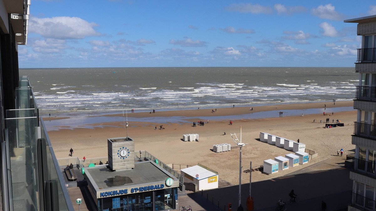 Sint-Idesbald Apartment | Nice studio with lateral sea view right at the beach