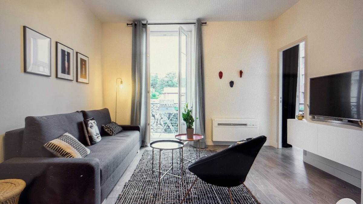 Cimiez Apartment | NICE T2 new 40m2 balcony CLIM old town GARIBALDI