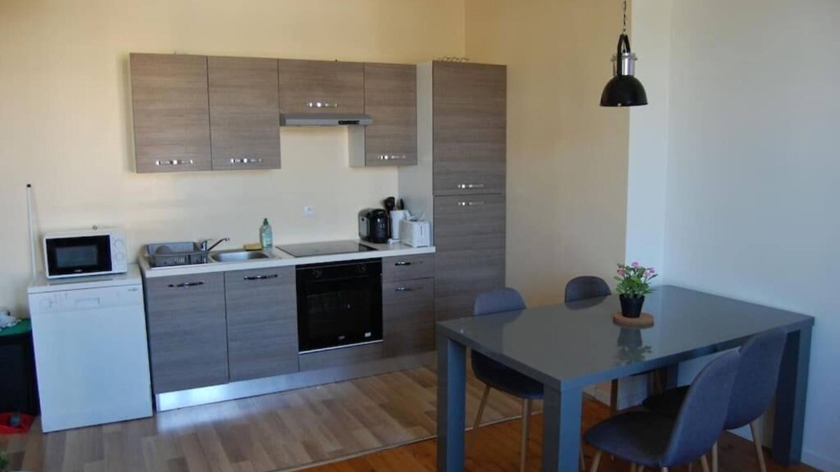 La Gare Apartment | Nice T3 near Clermont-FD train station/Air conditioning
