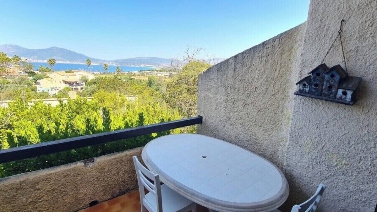 Albitreccia Apartment | Nice T4 with pool and balcony in Grosseto-Prugna