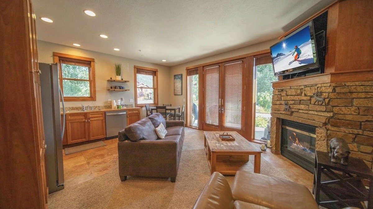 Keystone House | Nice Townhouse Free Shuttle To the Village!