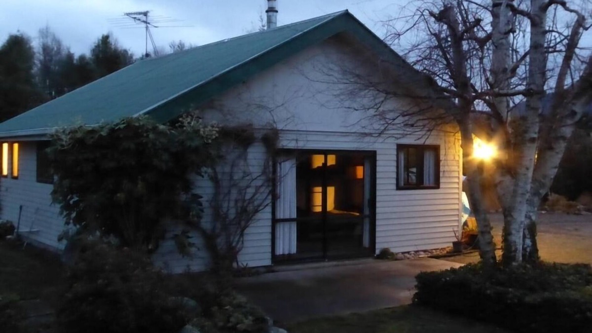 Staveley Cottage | Nicks Cottage self contained accomodation