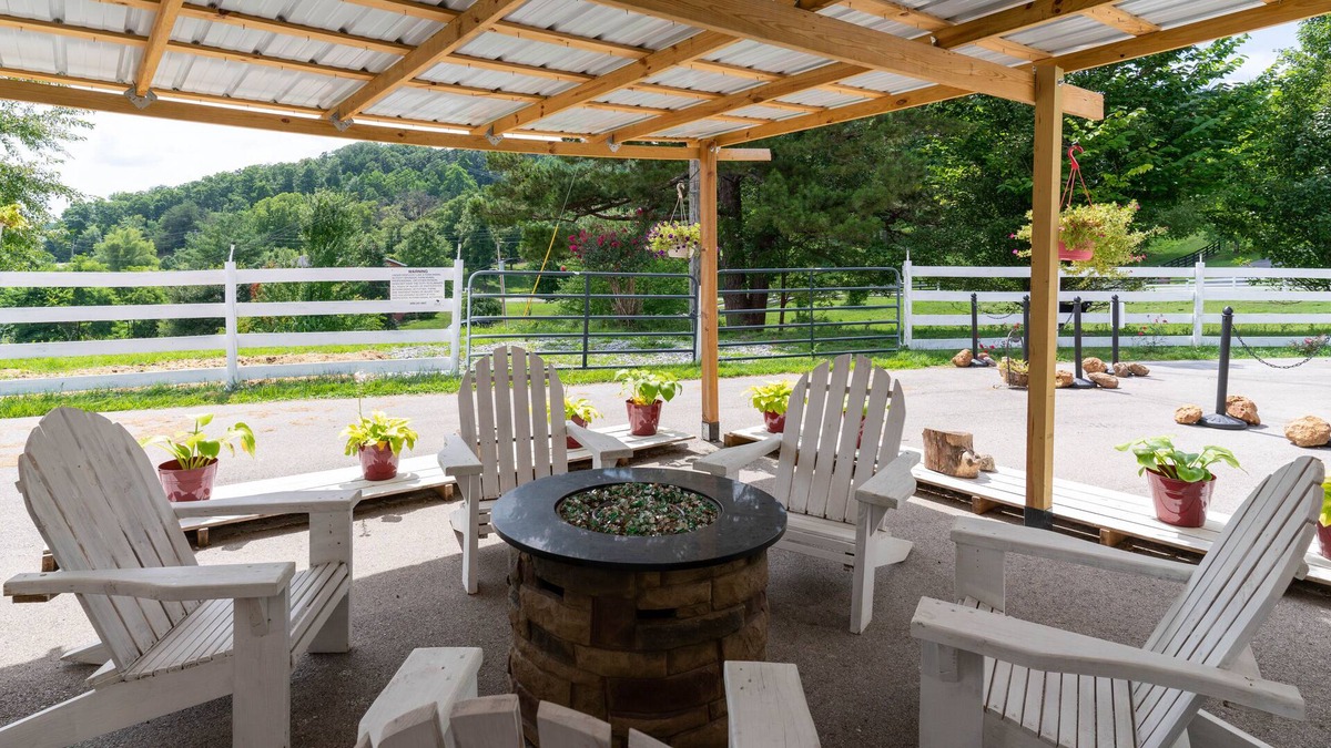 Berea Hotel | Nicura Ranch