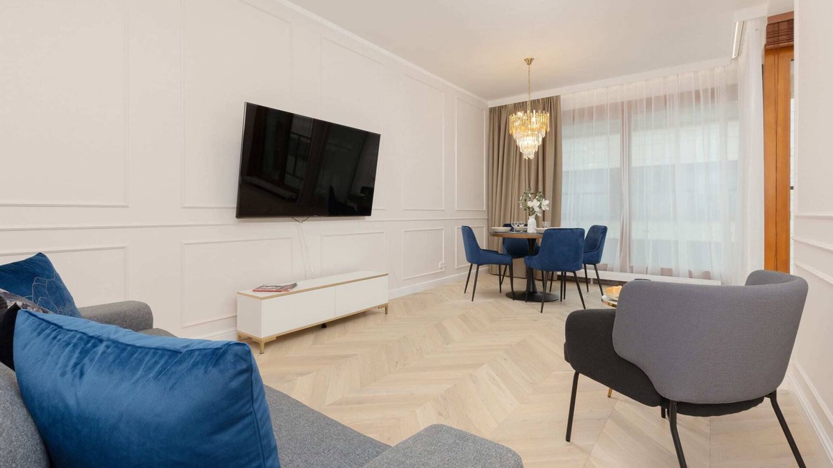 Ochota Apartment | Niemcewicza 19 | Elegant Apartment | Balcony