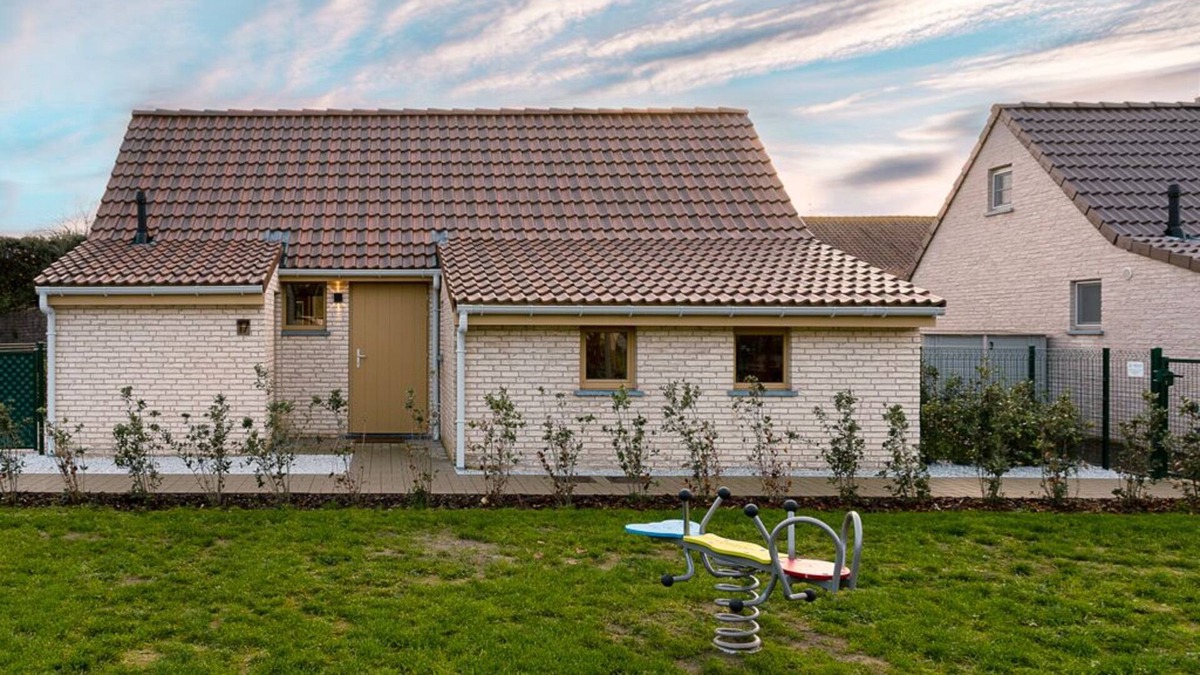 Lombardsijde House | Nieuw vakantiehuis op een rustig gelegen kleinschalig vakantiepark.