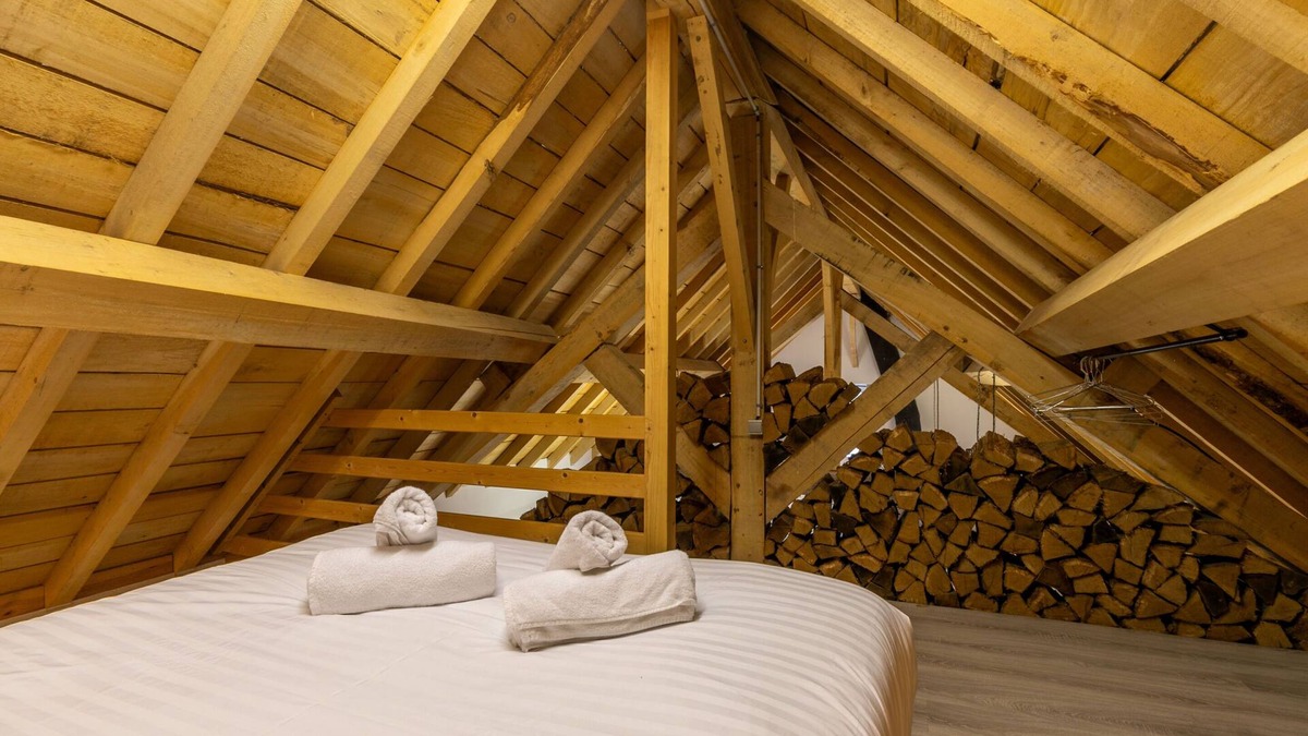 Lassay-sur-Croisne House | Nigaudière: The undergrowth - Beauval & Castle
