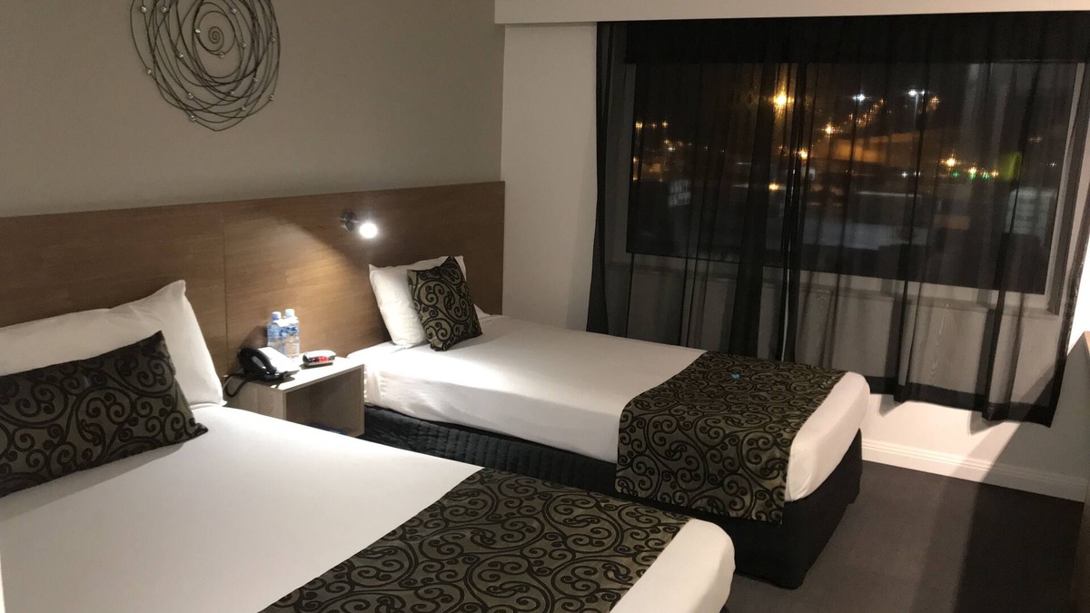 Burnie Hotel | Nightcap at Burnie Townhouse
