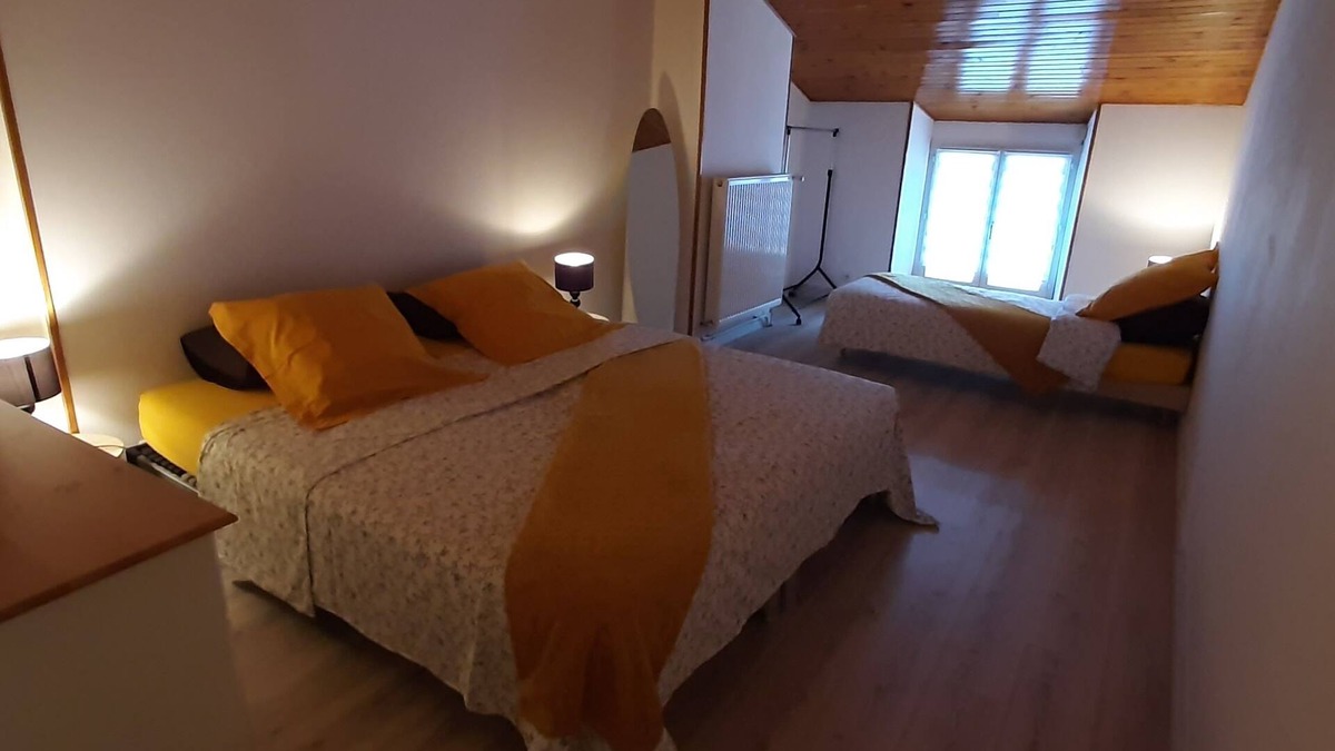 Ville-Sous-la-Ferte House | Nigloland - Champagne vineyards - Clairvaux Abbey - Colombey les 2 eglises