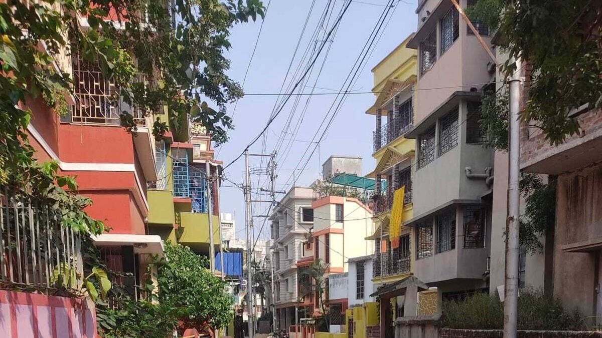 Kolkata Apartment | Nilam's homestay - 2 Bedroom Flat in South Kolkata