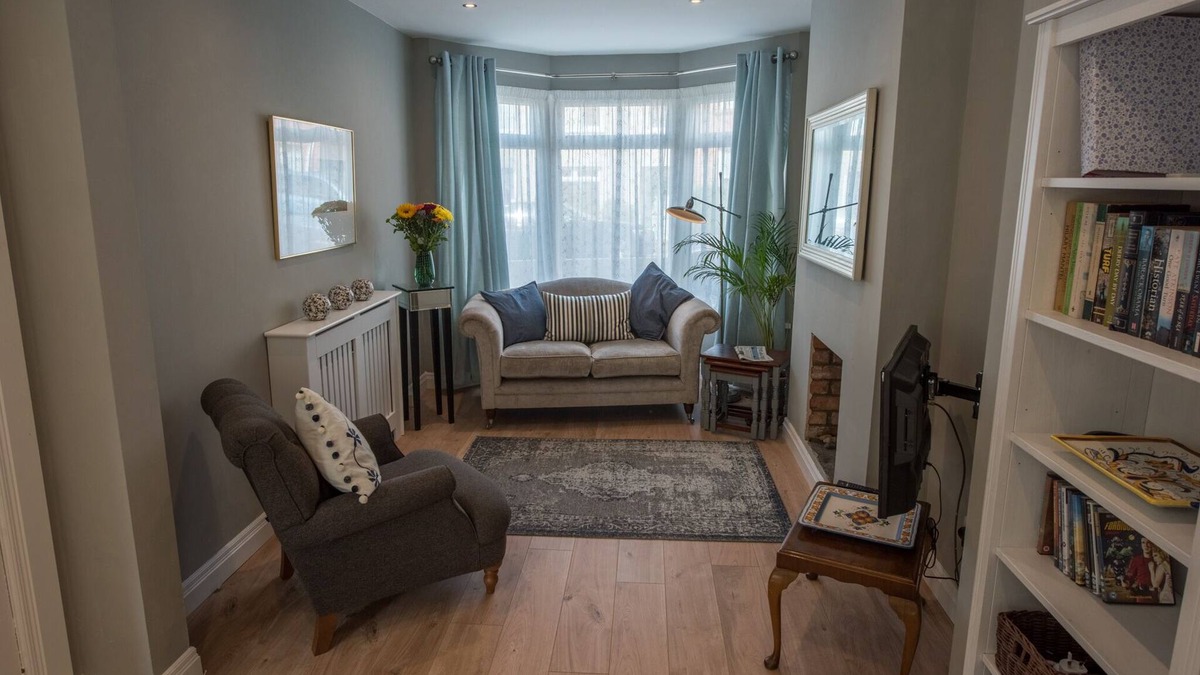 Holywood House | Ninety Seven by Coach Road Cottages