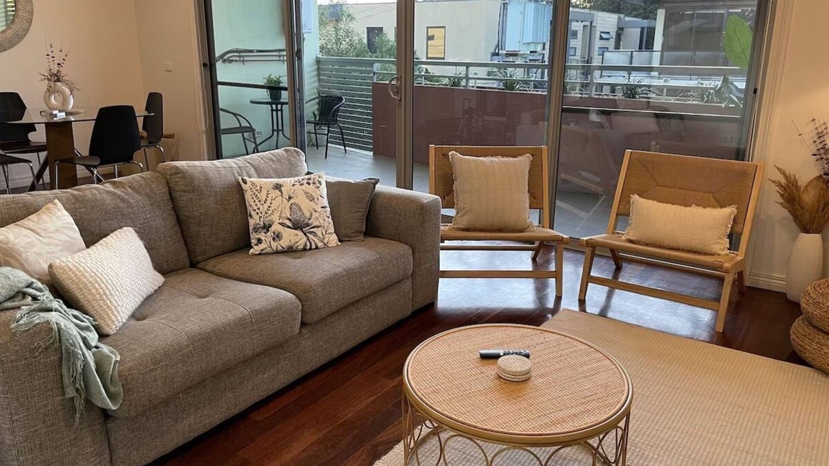 Capel Sound Apartment | Nirvana Stays - JUST LISTED - BOOK NOW - 2 BDR & Across the road from the BEACH!