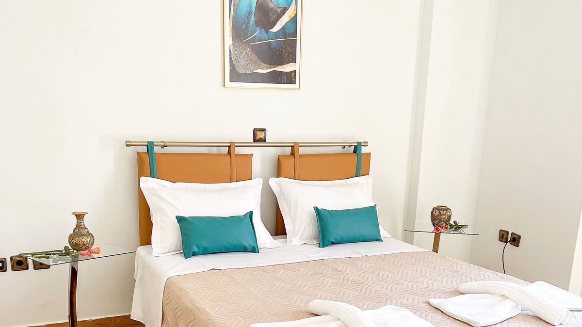 Rhodes Town House | NJ Apartments: The Island Edition