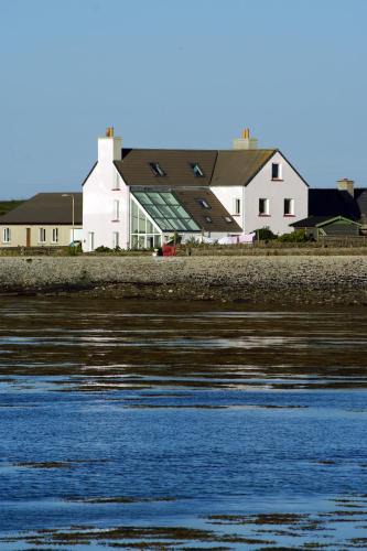 Pierowall Bed & Breakfast | No 1 Broughton Bed & Breakfast