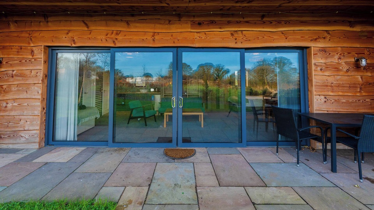 Rathfeigh Cabin | No.4 Cosy Cabin Getaway - Ashbourne