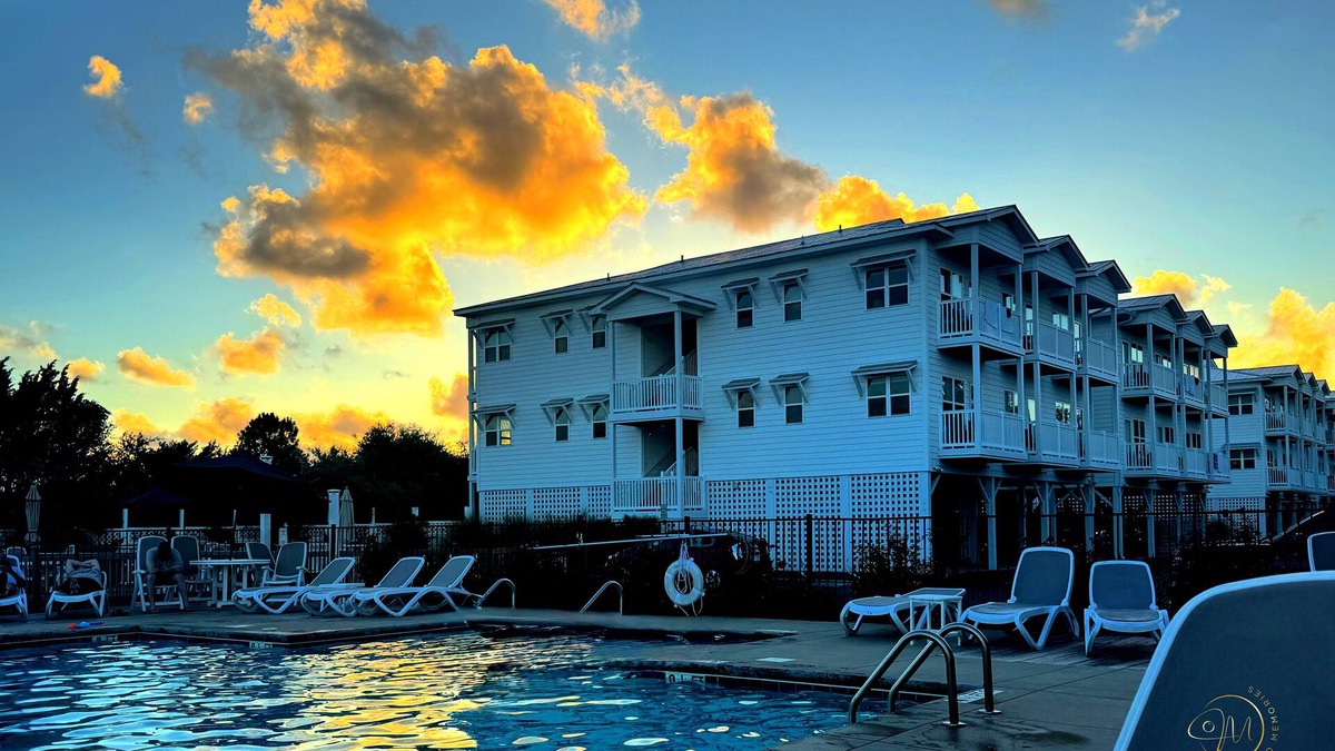 Southport Condo | No Cleaning Fee - Condo With Waterfront Pool/Beach