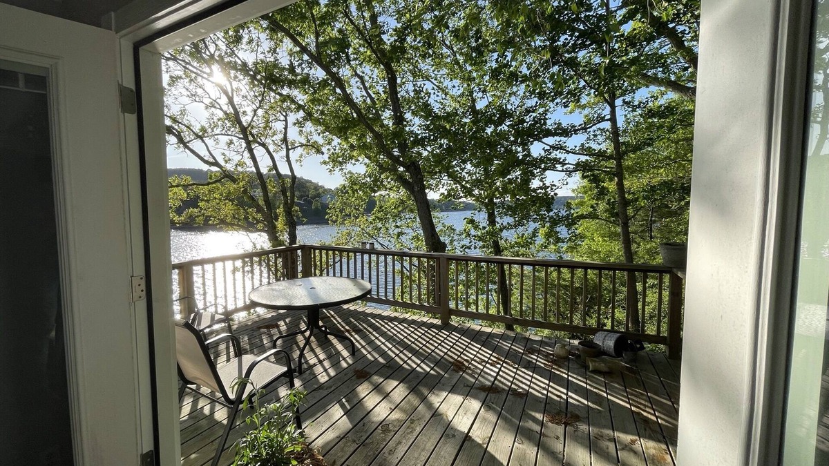 Cullman House | No DeadLines Lakehouse on Smith Lake