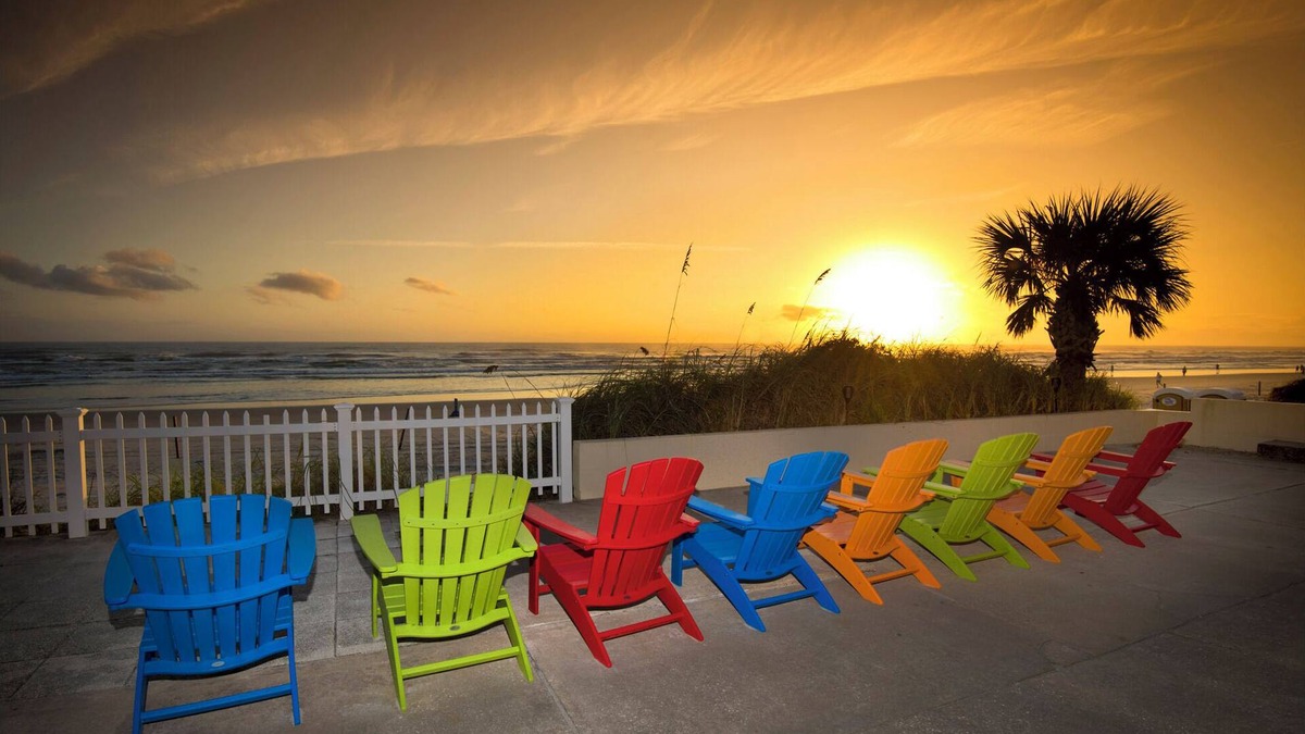 New Smyrna Beach Apartment | NO PET FEES - Angel Inn the Sand - Fish Unit Upstairs North Direct Beach Front