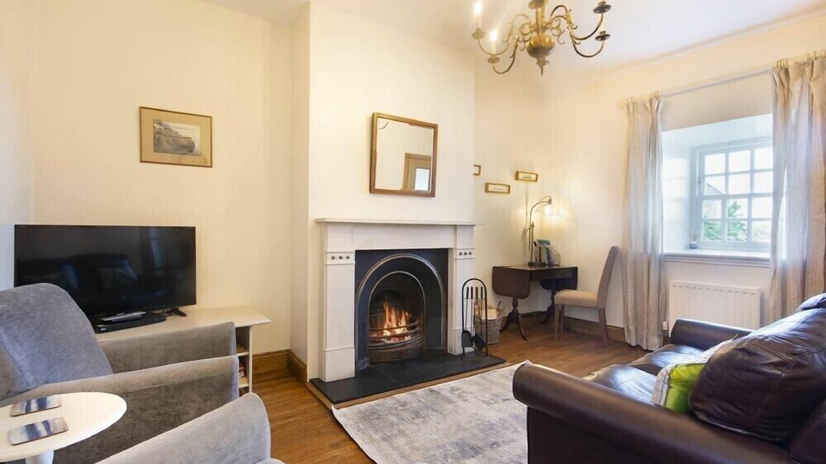 Bamburgh Cottage | NO9 BUDLE SANDS, pet friendly, with open fire in Bamburgh