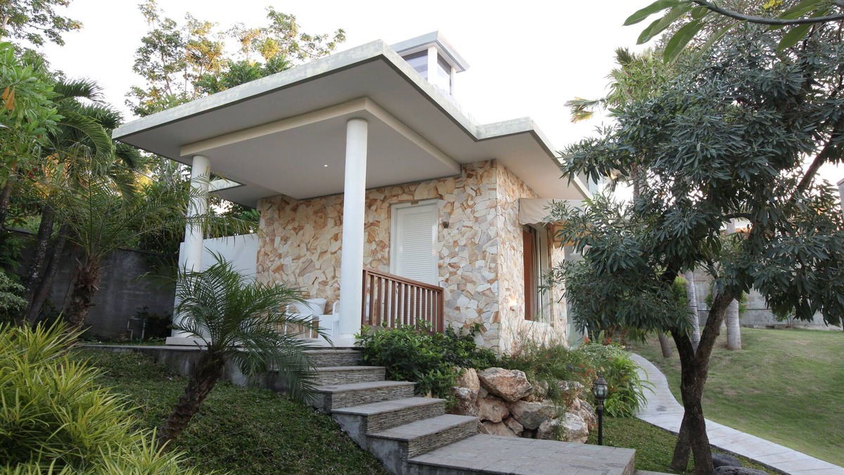 Bukit Villa | Noah Villa and Chapel