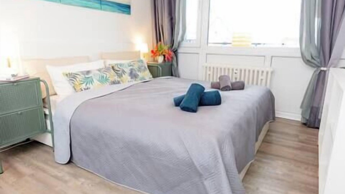 Nordstadt Apartment | Noahs Home: New, top equipment, balcony, 5min->Cent.