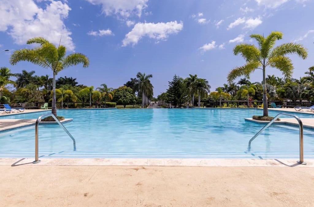 Mammee Bay Estates House | Noble House ~Spacious~Close to Beach ~Pool ~ Gym