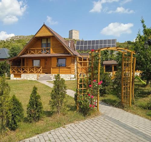 gmina Olsztyn House | NOCLEGI KAMEX dom 12-osobowy
