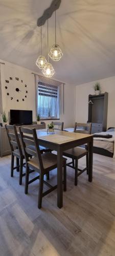 Swiebodzice House | Noclegi na Łącznej