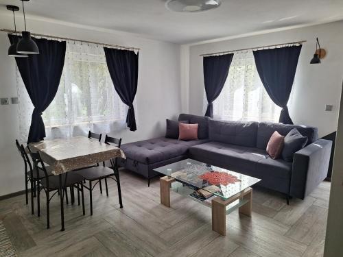 Janowice Wielkie Apartment | Noclegi Różanka