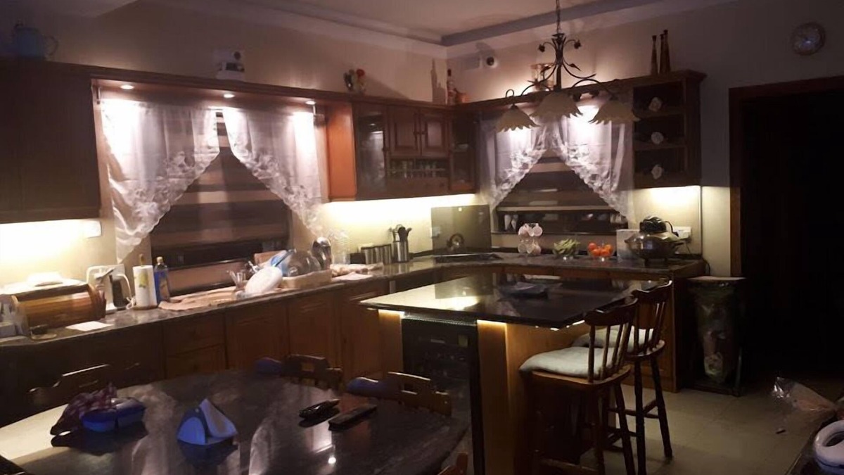 Paola House | Nocturne Family House