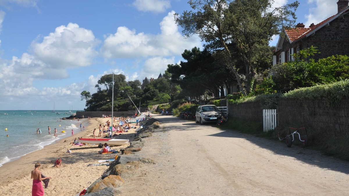 Noirmoutier-en-l'Ile House | Noirmoutier - Heart of the Bois de la Chaize - 6 Bedrooms - 100m from the beach