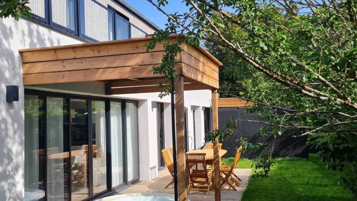Milly-la-Foret House | Nomad house 1 with 3 bedrooms, Jacuzzi center of Milly La Forêt !