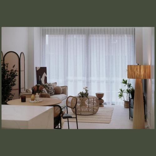 Burwood Apartment | Nomadic 2 bedroom Apt in Burwood near everything