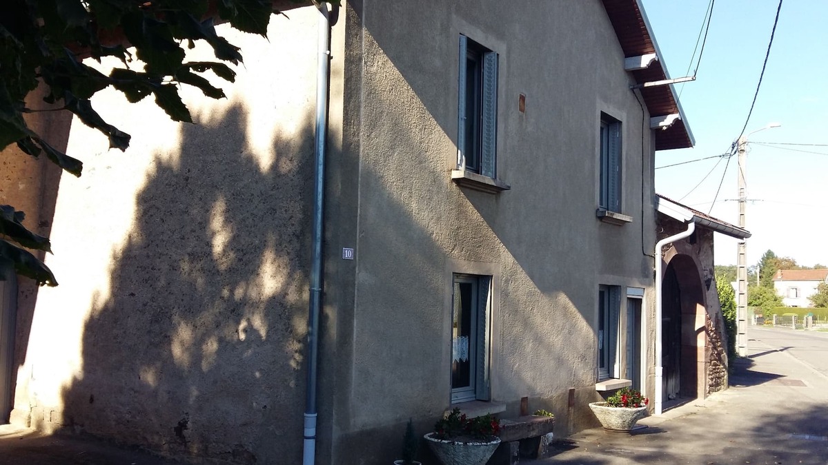 Corbenay House | Non furnished terraced "In the Village"