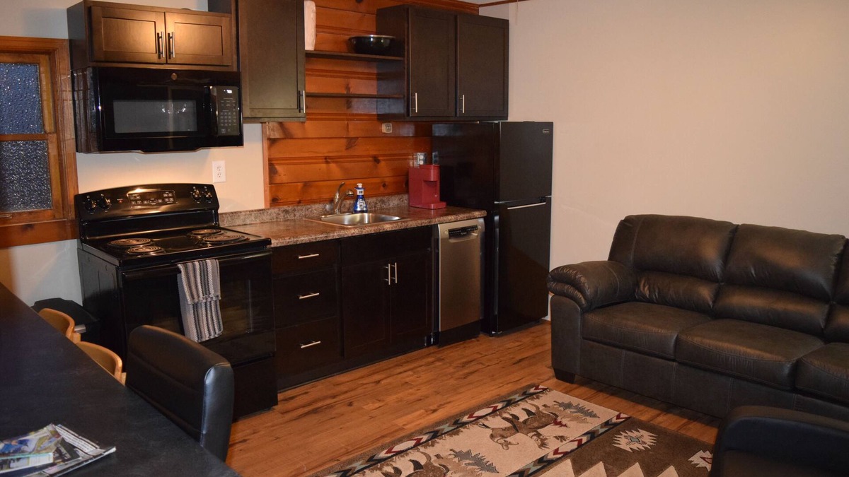 Escanaba Apartment | Non Smoking-Rustic Suite, Outside The Heart Of Upper Michigan-Escanaba