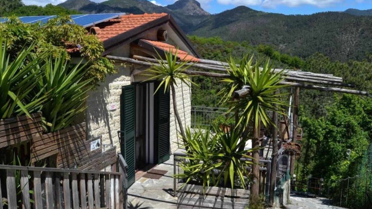 Casarza Ligure Cottage | Nonno Paco - Independent structures surrounded by greenery a stone's throw from the sea