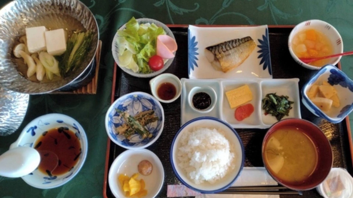 Rishirifuji-cho Hotel | Nonsmoking 2 people Main building Westernstyle twin room 2 meals included plan/Rishirigun Hokkaidō