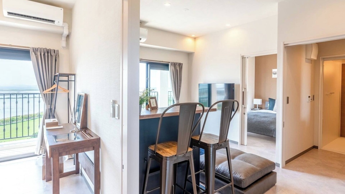 Gushi Hotel | Nonsmoking Family room Parking guaranteed1 ca/Naha Okinawa