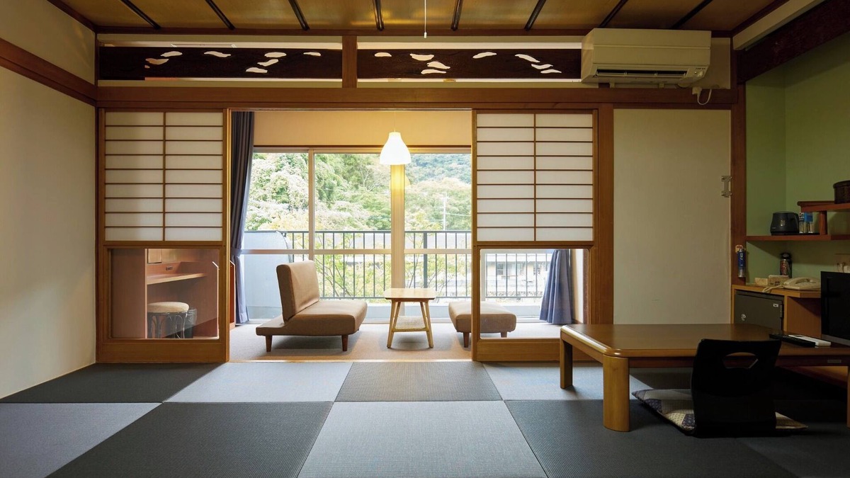 Kirishima Hotel | Nonsmoking Japanesestyle room with 10 tatami mats 3rd floor Standard 2 meals included/Kirishima Kagoshima