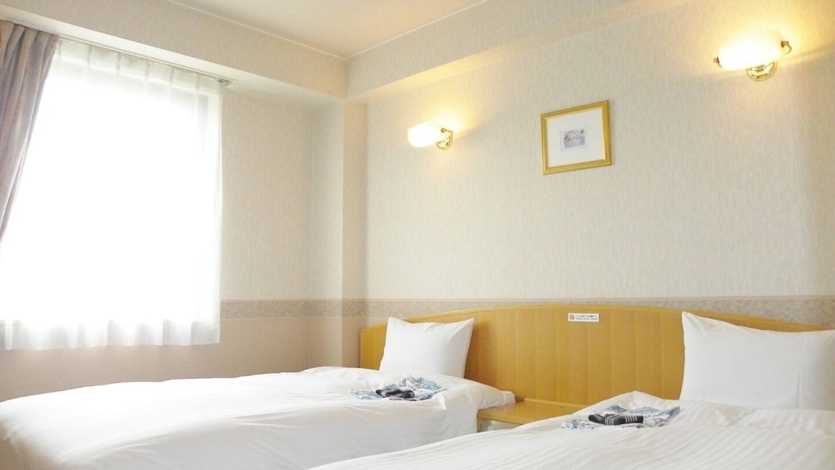 Yonezawa Hotel | Nonsmoking spacious twin room LAN connection fre/Yonezawa Yamagata