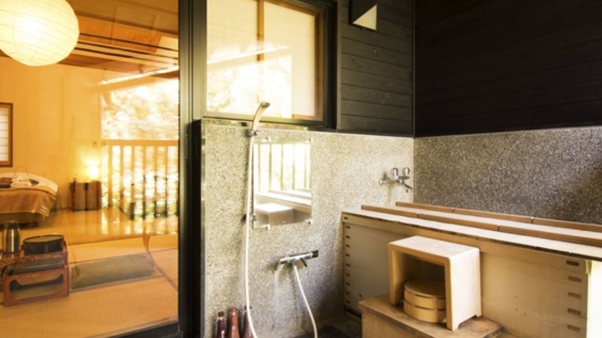 Hata-gun Hotel | Nonsmoking Special JapaneseWestern room with openair cypress bath Breakfast included /Shimanto Kōchi