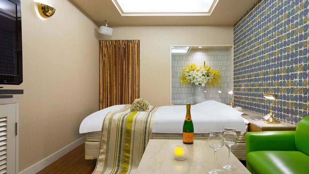 Nishinomiya Hotel | Nonsmoking Standard Room with bath and toilet/Nishinomiya Hyōgo