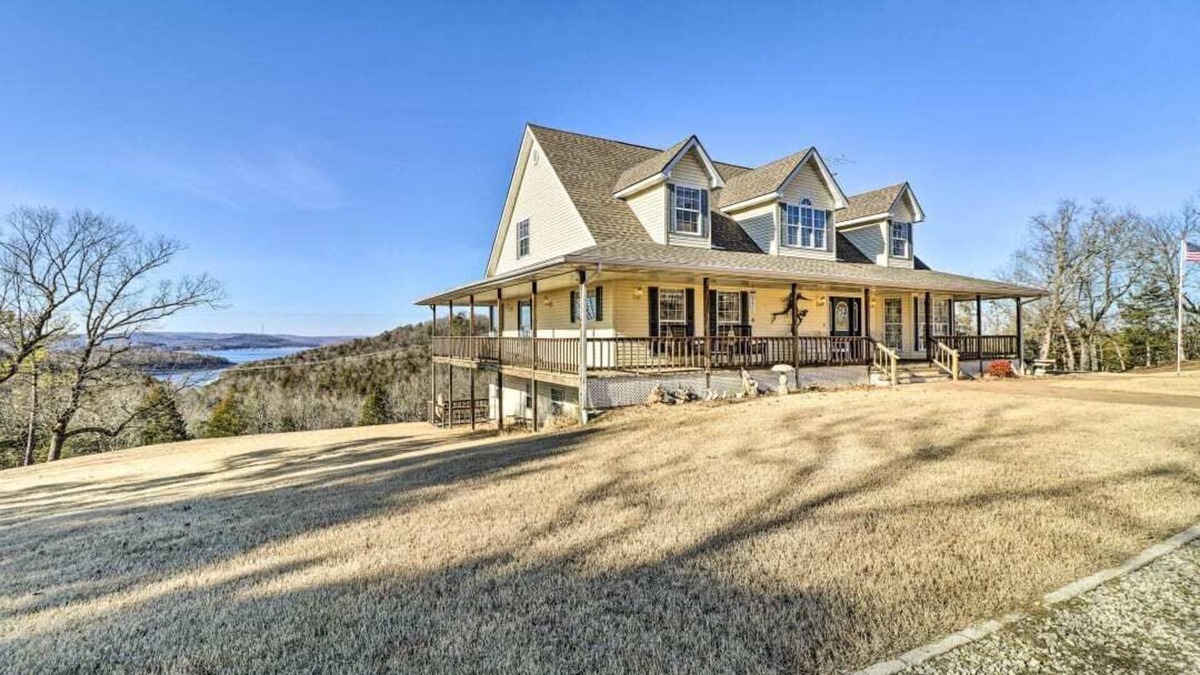 Calico Rock House | Norfork Lake North Fork River Mountain Home retreat