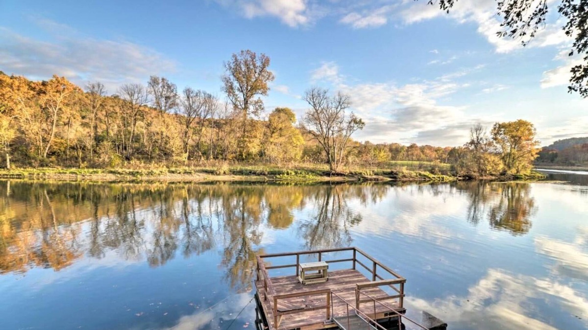 Mountain Home House | Norfork Nook River Home w/Dock-2 Mi to Lake!