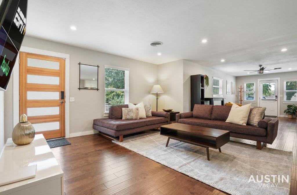 Highland House | North ATX Retreat w Open Concept Layout and Backyard