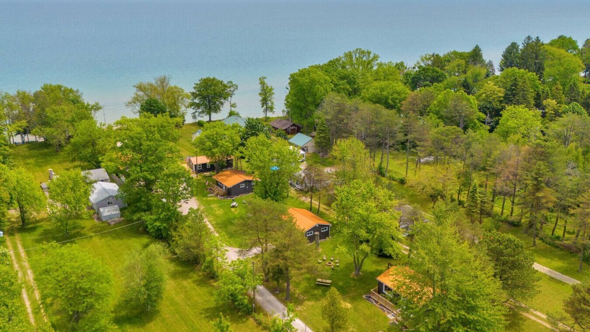 Lexington Cottage | North Bound 25 Cottage #4