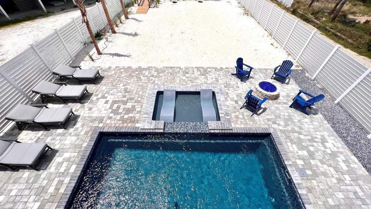 Cape San Blas House | North Cape San Blas, private pool, elevator, pets, beach gear included!