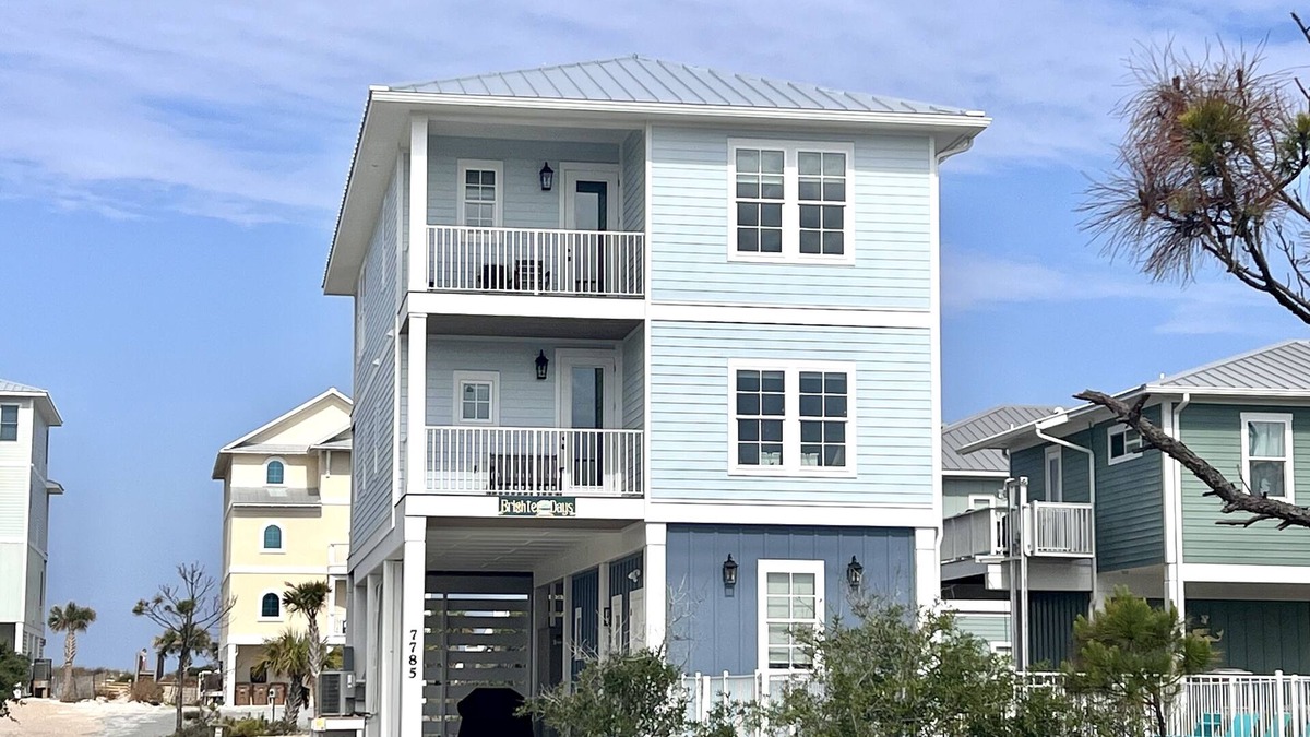 Port St. Joe House | North Cape San Blas, private pool, elevator, beach gear included!