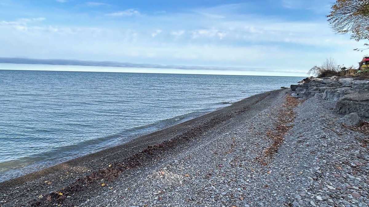 Town of Porter Cottage | North Coast Cottage. Located on the southern shore of Lake Ontario.