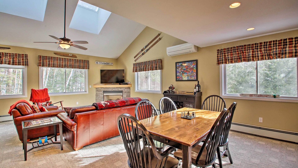 North Conway House | North Conway Retreat - 1 Mi to Cranmore Mountain!