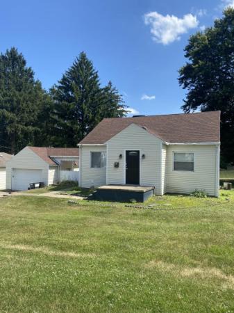 Zanesville House | North End Central Location
